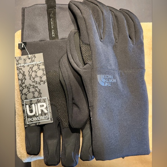 The North Face Gloves - Picture 6 of 6